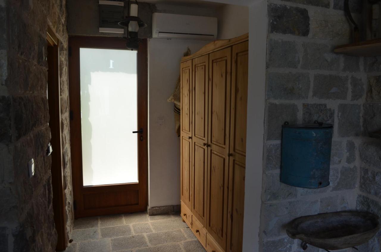 Markovic Winery And Estate Apartments Cetinje Ngoại thất bức ảnh