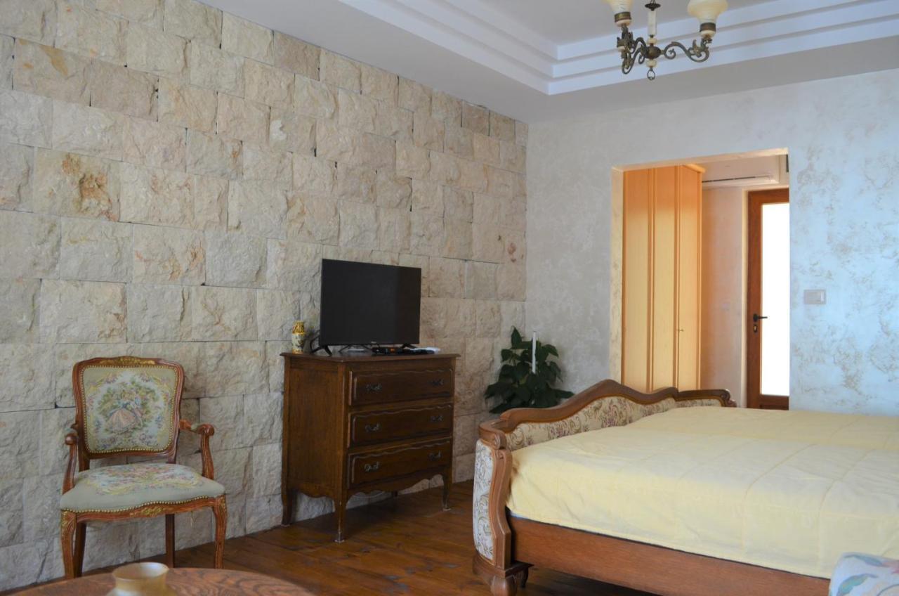 Markovic Winery And Estate Apartments Cetinje Ngoại thất bức ảnh